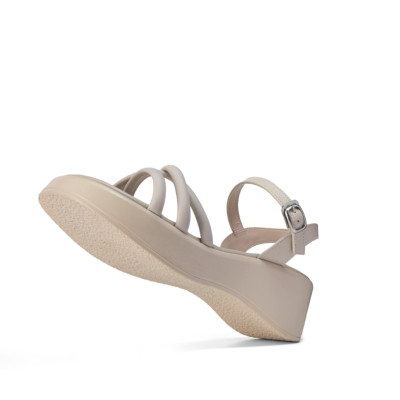 Sandal Biti