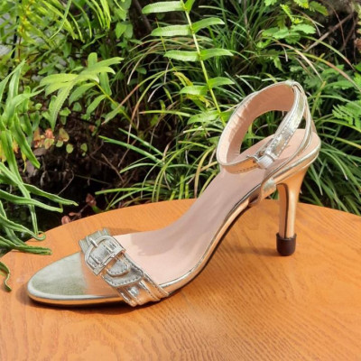 Sandal cao gót hot trend  trẻ trung năng động 21294