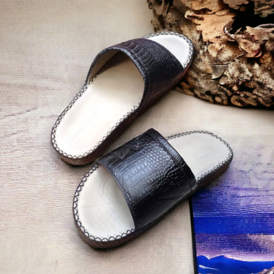 DÉP QUAI NGANG CHẤT LIỆU DA BÒ VATIS VA2039 | KHÂU ĐẾ