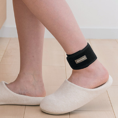 Đai quấn cổ tay và cổ chân Phiten - Titanband Rakuwa (2 Cái) TB194001