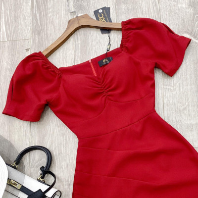 Đầm đỏ cổ tim nhúm ngực dáng xòe sang trọng thiết kế dày vừa phải đứng form dáng  V1515