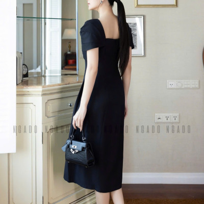 Đầm đen cổ thuyền phối hoa NGADO , đầm dự tiệc , đầm bút chì