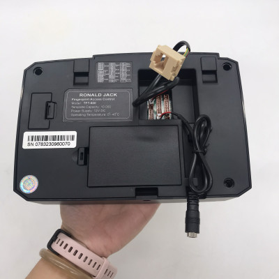 Máy chấm công & kiểm soát cửa Ronald Jack TFT 600 - Hàng nhập khẩu