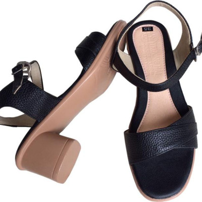 Giày xăng đan nữ quai ngang Trường Hải da bò thật màu  đen gót vuông đế PU siêu nhe  cao 5cm màu đen SDN0741 [HÌNH ẢNH THẬT]