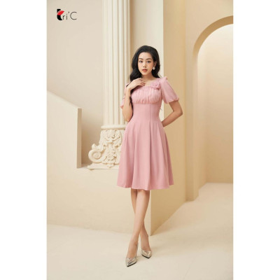 Đầm xòe xếp ly cầu ngực tay phối organra đính bông Tri