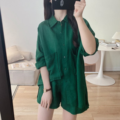 Set áo sơ mi và quần short màu xanh rêu, đủ size, nhẹ nhàng, phong cách Hàn Quốc 2025 Bv03