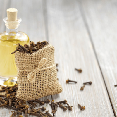 Tinh dầu Nụ Đinh Hương 100ml nguyên chất từ thiên nhiên - KingOil