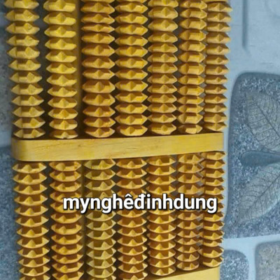 Bàn lăn massage chân bằng gỗ  tự nhiên kt 25x25cm 