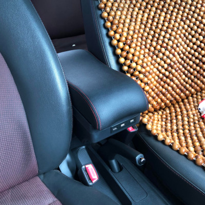 Hộp tỳ tay ô tô, xe hơi Hyundai i10 tích hợp 3 cổng USB -Hàng Chính Hãng