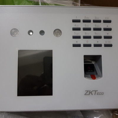 Máy chấm công nhận diện khuôn mặt ZKTeco MB40-VL - Hàng chính hãng