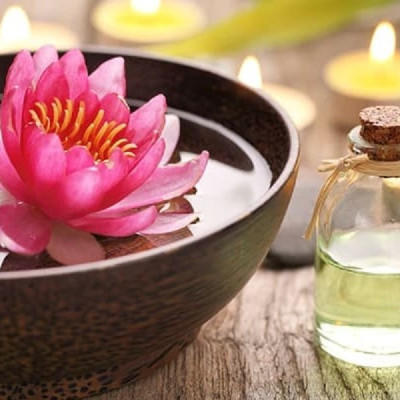 Tinh dầu Hoa Sen 50ml nguyên chất từ thiên nhiên, xông phòng, khử mùi, đuổi muỗi, thơm phòng - KingOil