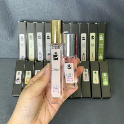 Tinh dầu nước hoa dạng xịt 5ml - 10ml Ver.sace Bright Crys.tal (mùi nữ)