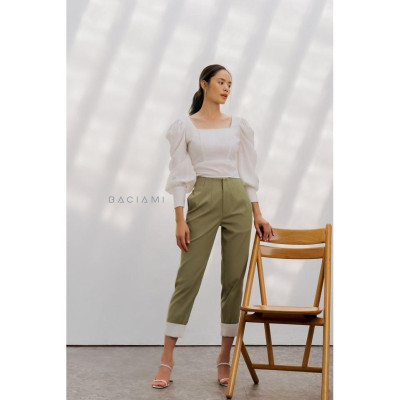 Baciami-Áo Trắng Cổ Bầu Tay Phồng