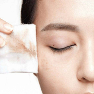 Khăn Ướt Tẩy Trang Chiết Xuất Hạt Ý Dĩ Kumano Hatomugi Wasosen Cleansing Sheet (70 tờ)