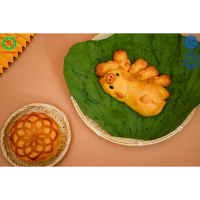 BÁNH TRUNG THU BẦY HEO 5 CON THÀNH LONG - NHÂN ĐẬU XANH 220G - VIỆT NAM