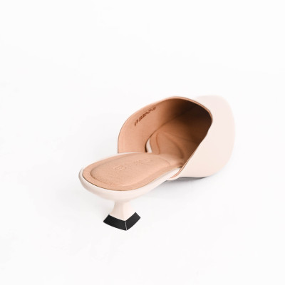 Dép bít đầu Biti