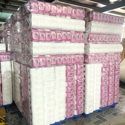 [Tặng 120 tờ khăn ướt] Giấy vệ sinh comfy Sofy Gấu Dâu Hồng 12 cuộn 4 lớp, 1.9Kg