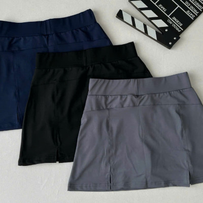 Bộ Đồ Thể Thao Nữ Gồm Áo Thun Cổ Trụ Và Quần Váy 2 Lớp Thời Trang Cao Cấp