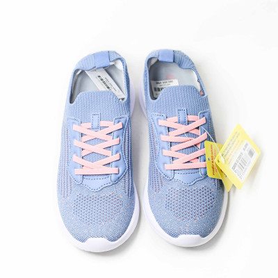 Giày thể thao Biti