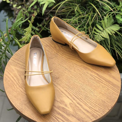 Giày nữ 1 phân hot trend  trẻ trung năng động 21018