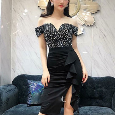 ĐẦM ÔM TRỄ VAI KẾT ĐÁ