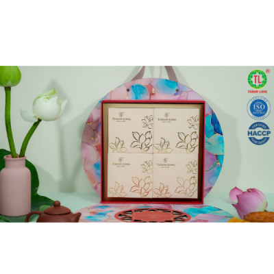 Hộp bánh trung thu 4 bánh 1 trứng 150g - Combo Super A5 - Thành Long (600g) - VIỆT NAM