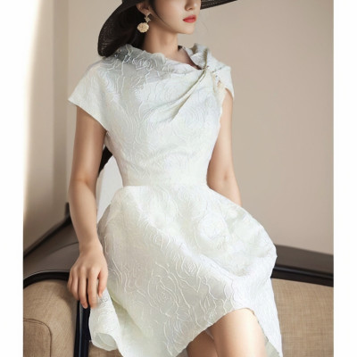 Đầm trắng dự tiệc MINA thiết kế dáng xoè mini chất liệu gấm vân hoa hồng cao cấp - MN189