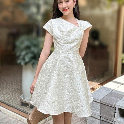 Đầm trắng dự tiệc MINA thiết kế dáng xoè mini chất liệu gấm vân hoa hồng cao cấp - MN189