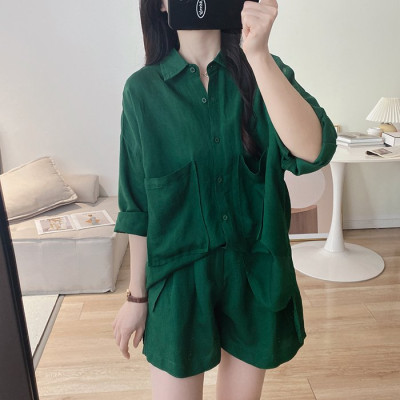 Set áo sơ mi và quần short màu xanh rêu, đủ size, nhẹ nhàng, phong cách Hàn Quốc 2025 Bv03
