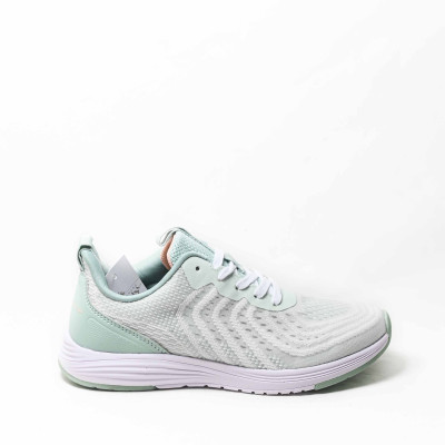 Giày thể thao Biti