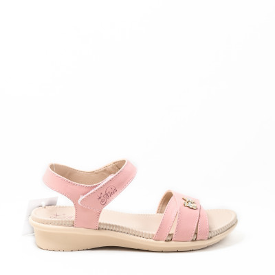 Sandal Biti
