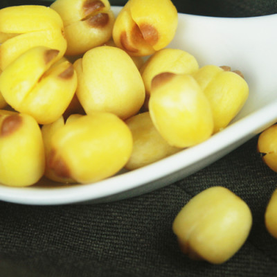 Combo Hạt Sen Sấy Hải Long (230g) + Hạt Điều Rang Muối Tách Vỏ Lụa Hải Long (250g)