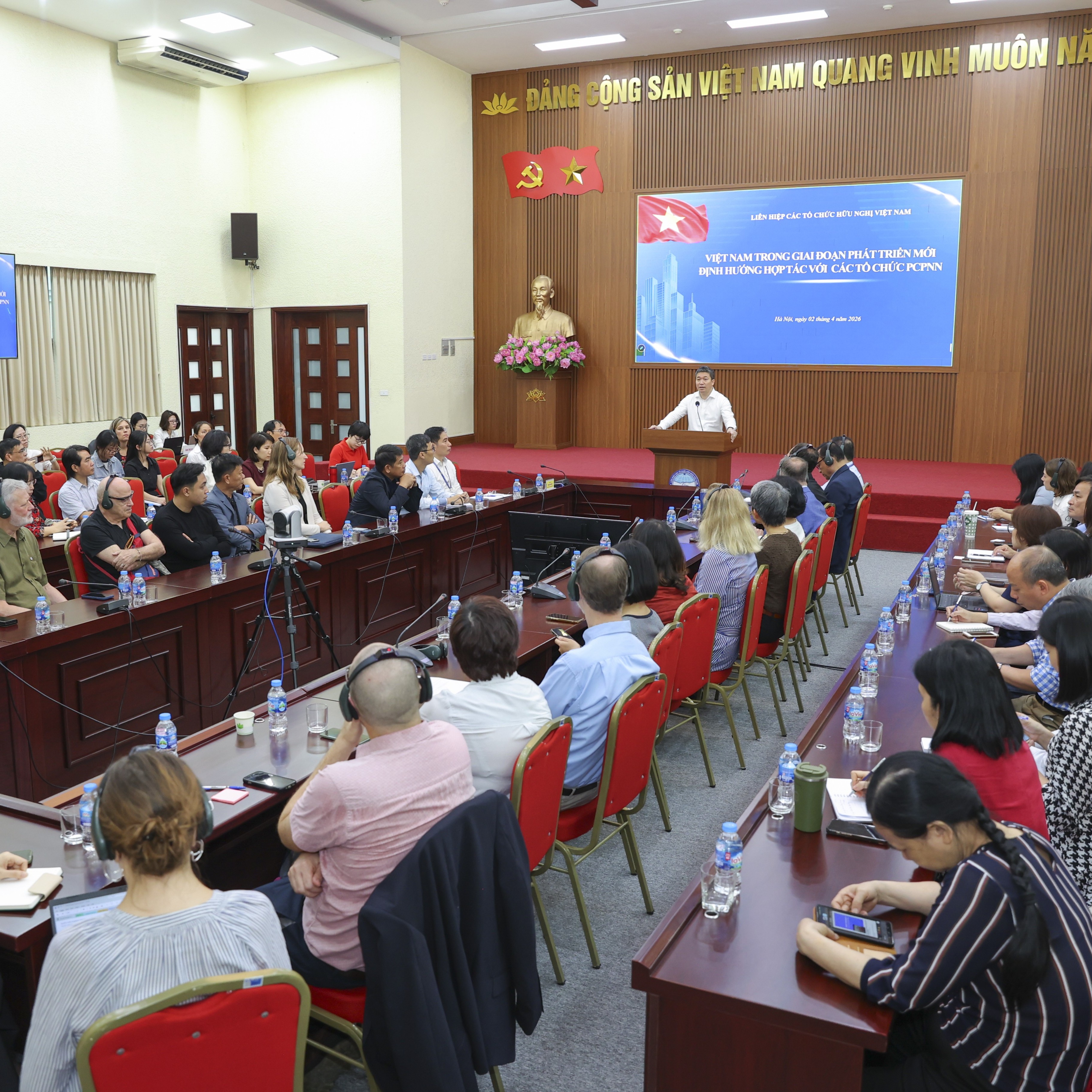 Chia Sẻ Thông Tin, Định Hướng Hợp Tác Với Các Tổ Chức Phi Chính Phủ Nước Ngoài Năm 2026