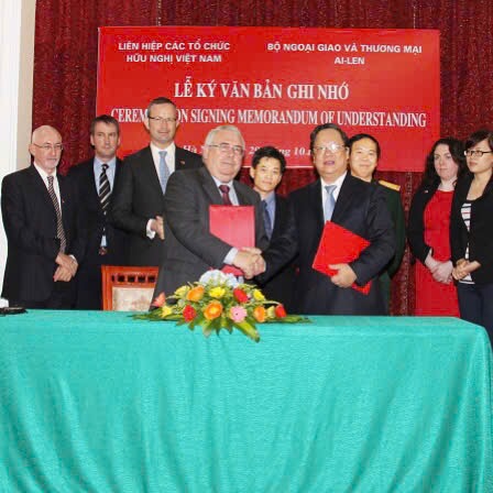 Lễ Ký Văn Bản Ghi Nhớ Giữa Liên Hiệp Các Tổ Chức Hữu Nghị Việt Nam và Bộ Ngoại giao Và Thương Mại Ai-Len