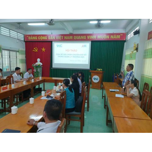 Hội Thảo Chia Sẻ Giải Pháp Chuyển Đổi Số Trong Quản Lý Trường Học
