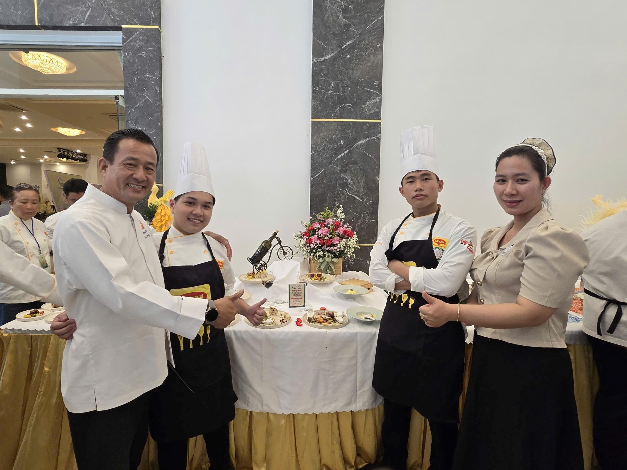 Giao lưu và kết nối