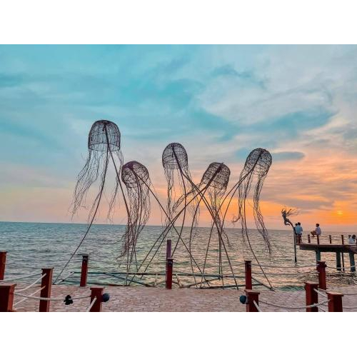 Bãi Trường Phú Quốc – Hoàng Hôn Lãng Mạn Trên Bãi Cát Thơ Mộng