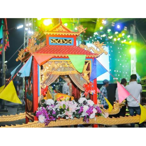 2. Sân khấu hóa