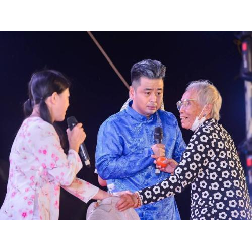 3. Nghệ sỹ biểu diễn