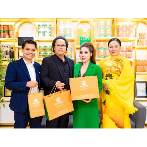 Đạo Diễn, Diễn Viên Công Hậu Cảm Nhận Về Đông Trùng Hạ Thảo Bio Hope – Ăn Được, Ngủ Được Là Tiên