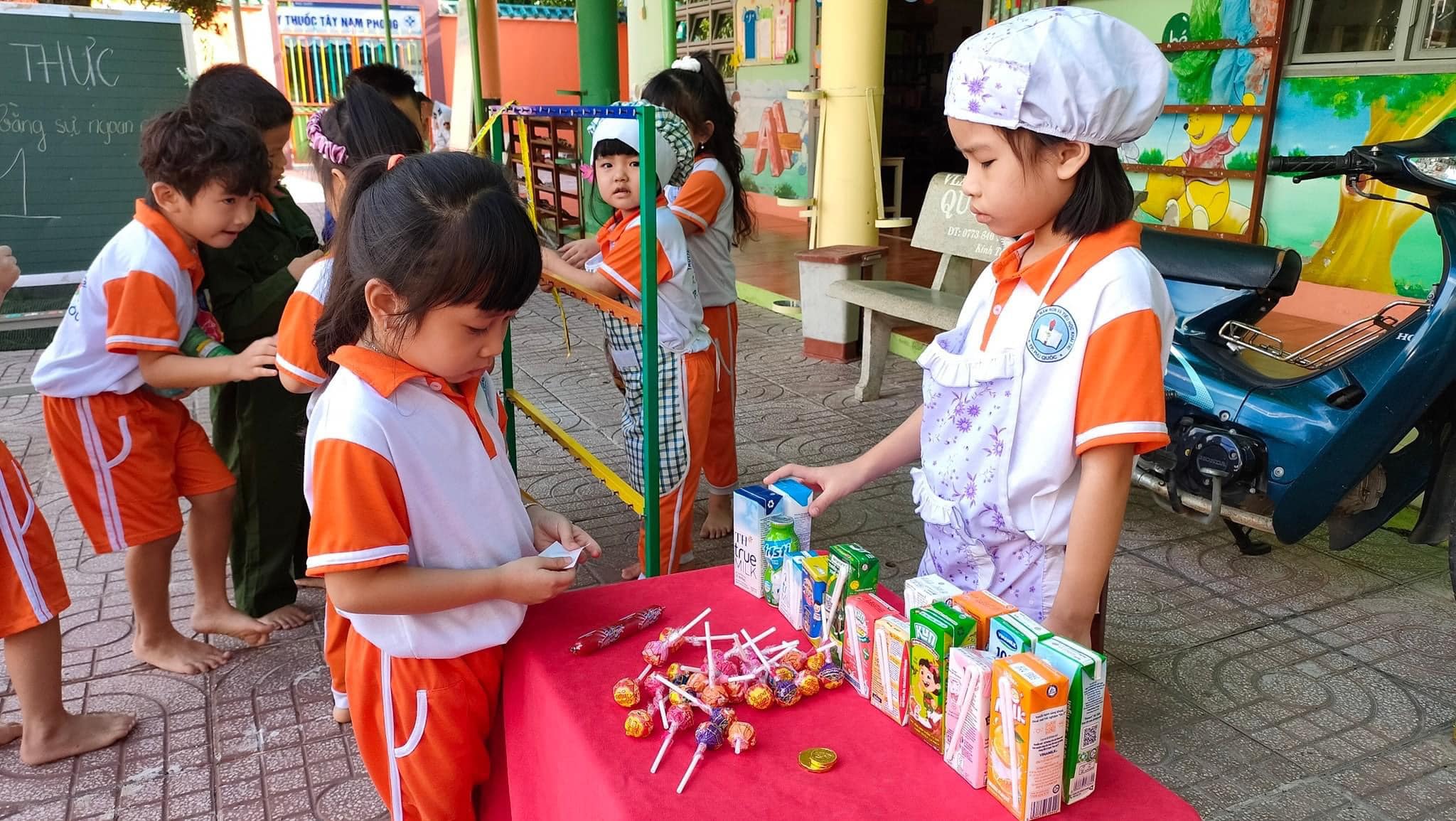 Vui chơi phát triển tại Mầm Non Khải Trí