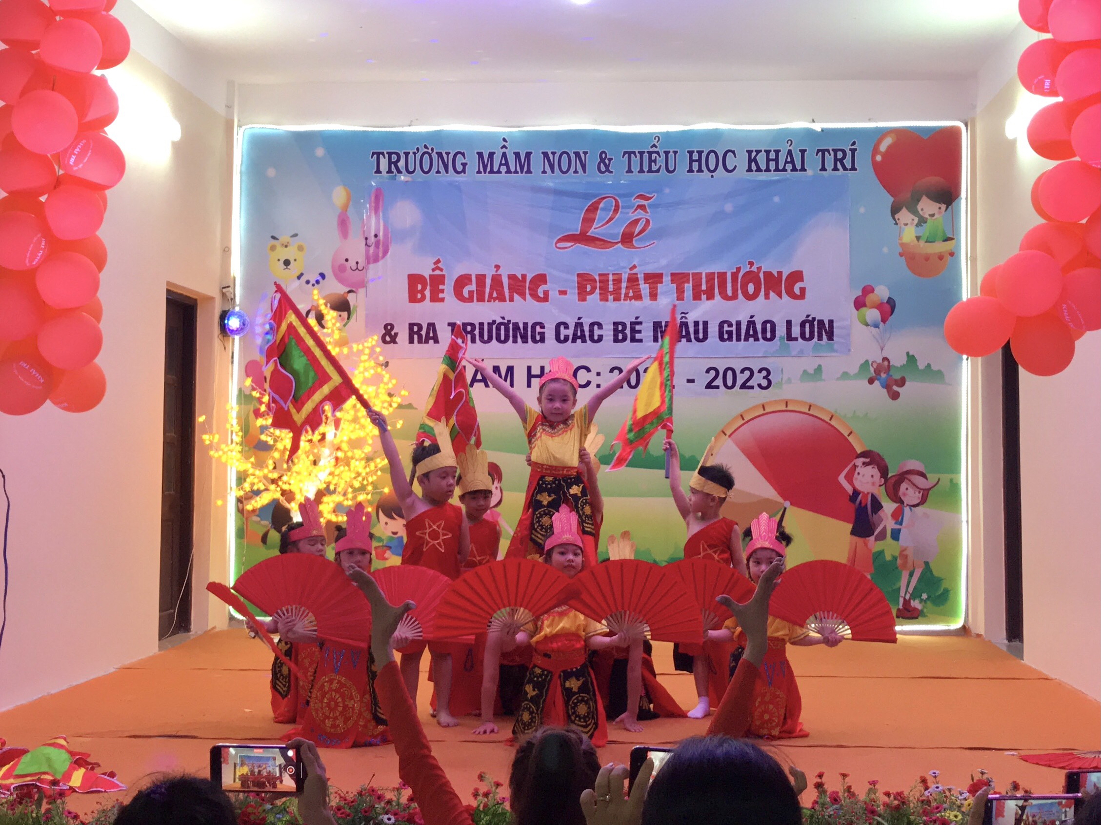 Một số tiết mục của các bé