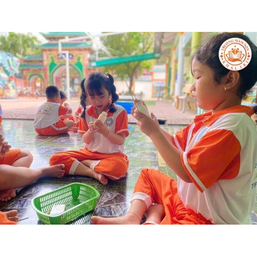 Làm Cano bằng nguyên vật liệu tái chế