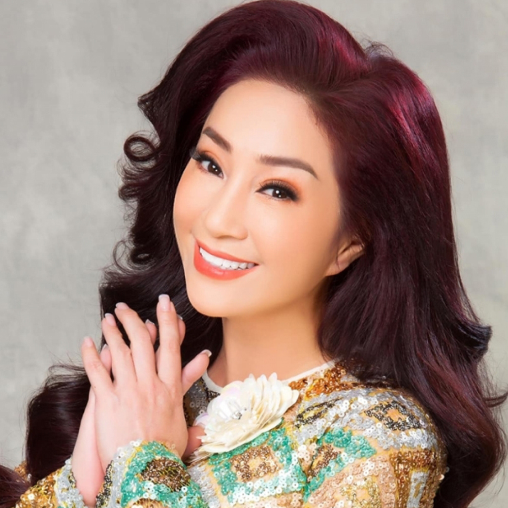 Nghệ Sĩ Ưu Tú - Thoại Mỹ
