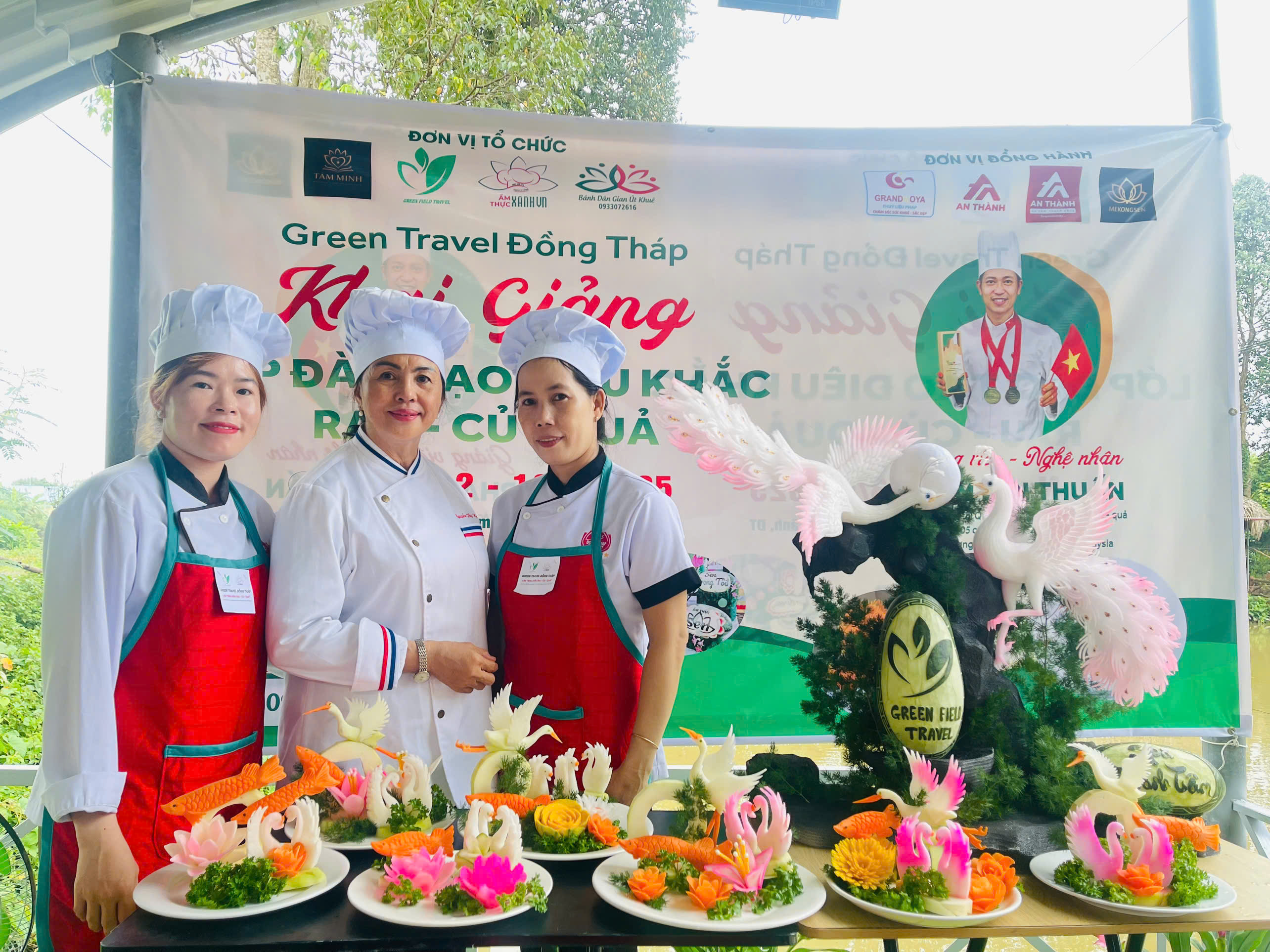 Lan tỏa tình yêu nghệ thuật từ nông sản Việt