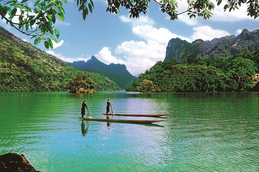Hà Nội - Hồ Ba Bể - Thác Bản Giốc 3 ngày 2 đêm