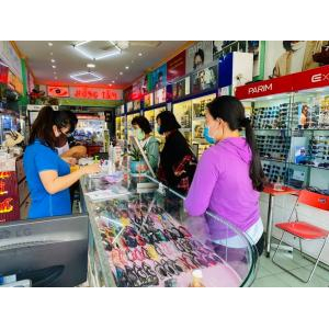 Hộ Kinh Doanh Mắt Kính Hồng Tâm