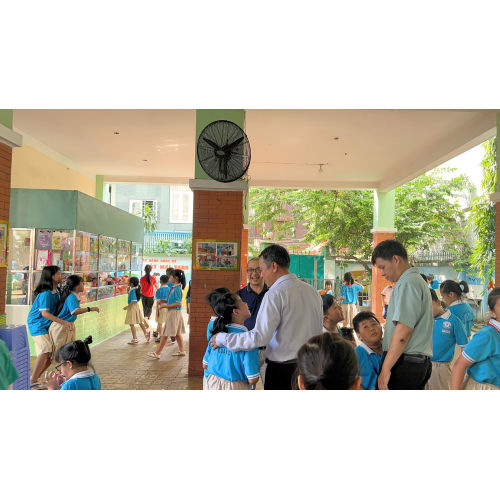 Ngôi trường nhỏ mang hơi thở yêu thương