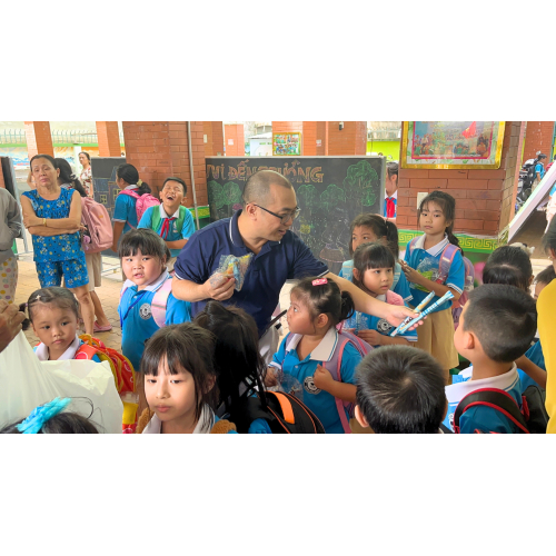 Nụ cười hồn nhiên – Động lực lớn lao cho EDUZ