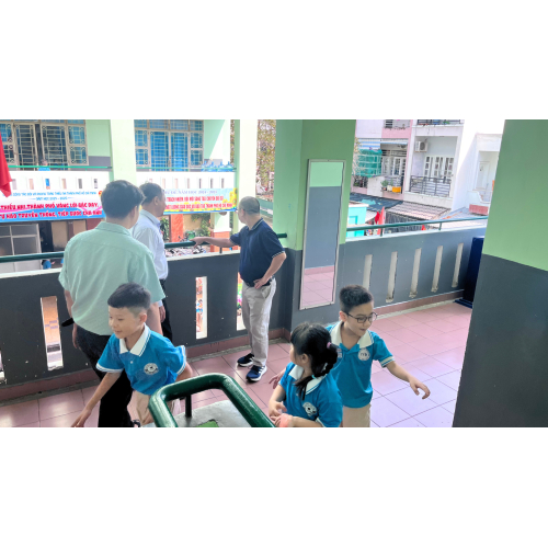 Ngôi trường nhỏ mang hơi thở yêu thương